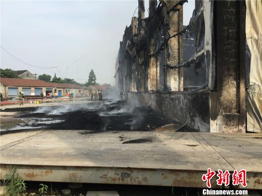 无锡市一物流园大火事件全程纪实