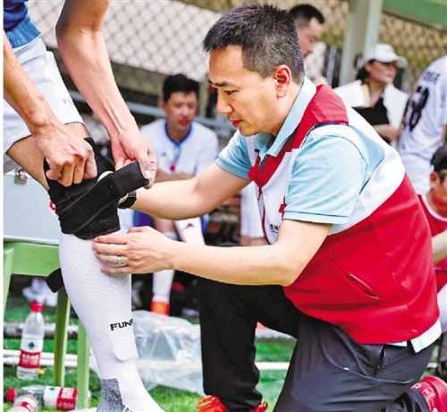 全国最美救护员沈俊，跨越生死界限，勇闯死神之门 105次跑赢死神挑战