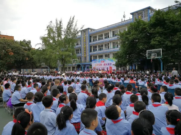 遵义市余庆县：开学第一课 非遗进校园