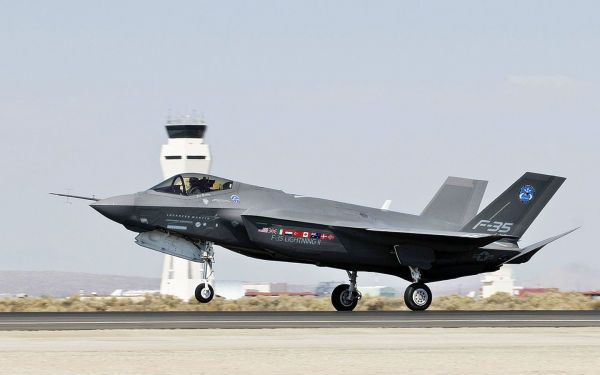 揭秘，F-35战斗机价格之谜揭晓！